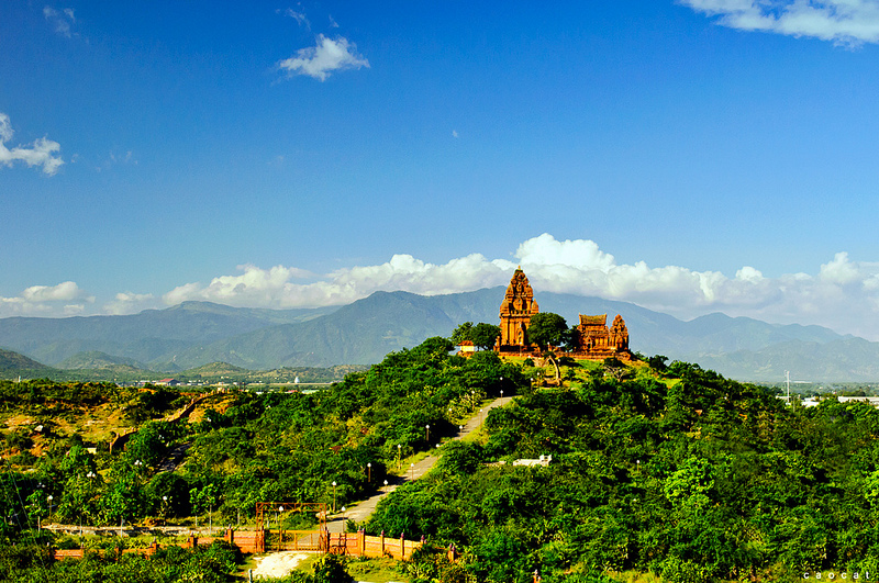 Thời[-]tiết[-]ngày[-]11[-]tháng[-]10:[-]Miền[-]Bắc[-]giảm[-]mưa,[-]Trung[-]bộ[-]mưa[-]to